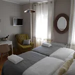 Flores Bed & Breakfast Lisbona