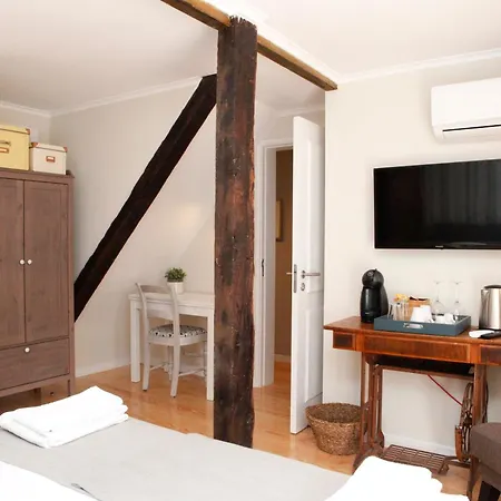 Bed & Breakfast Flores Lissabon