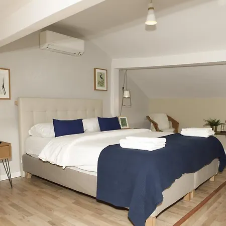 Flores Bed and Breakfast Lisboa
